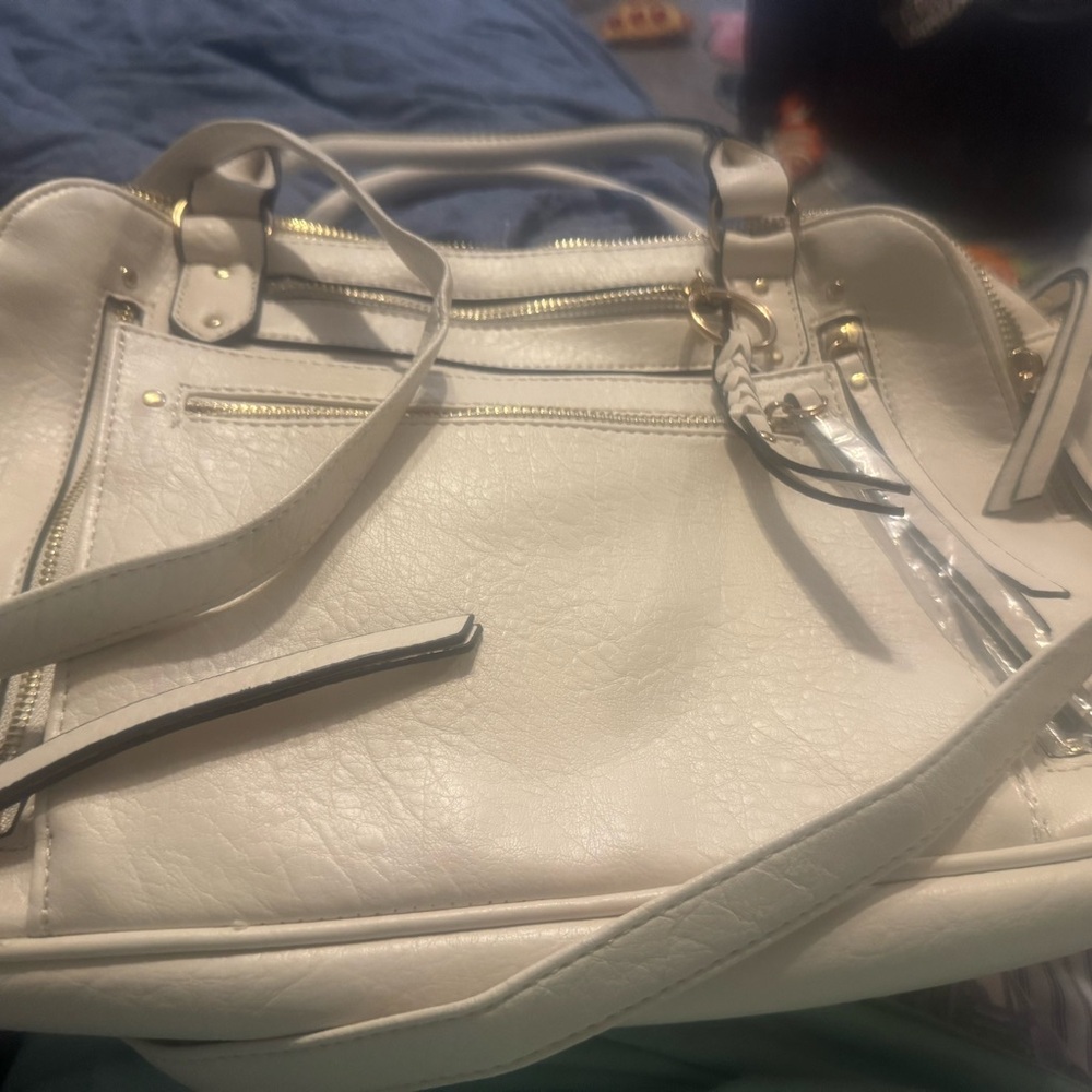 Buckle Cream Shoulder Bag